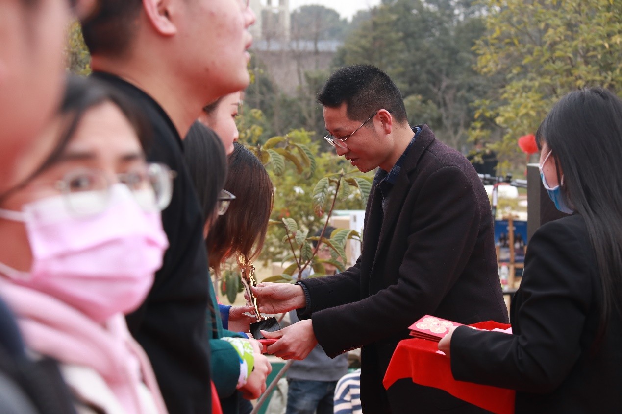 華律集團2021年度“普法進校園”公益講座成都文理學(xué)院站圓滿結(jié)束